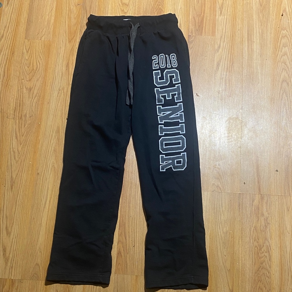 2018 Senior Sweatpants
